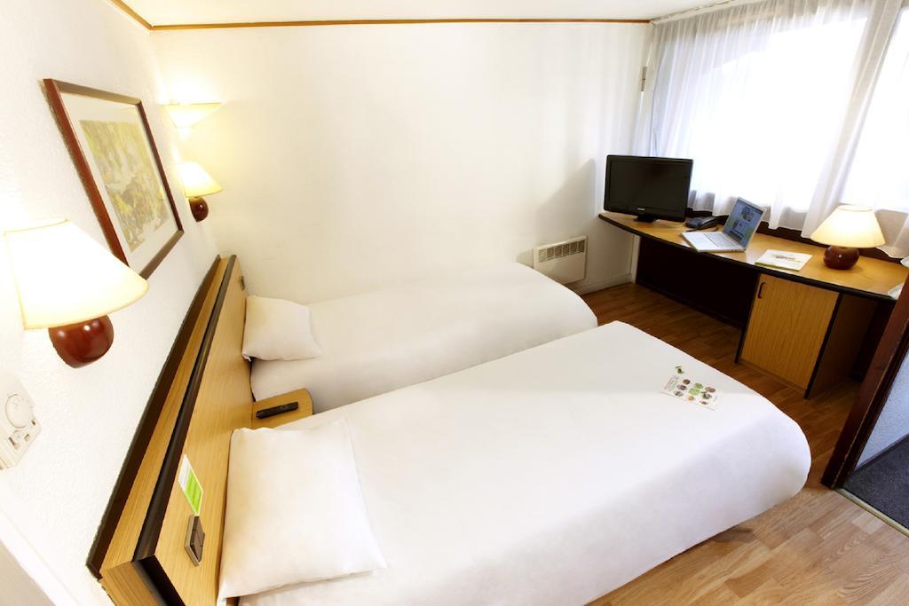 Hotel Campanile Annecy ~ Metz-Tessy Habitación foto